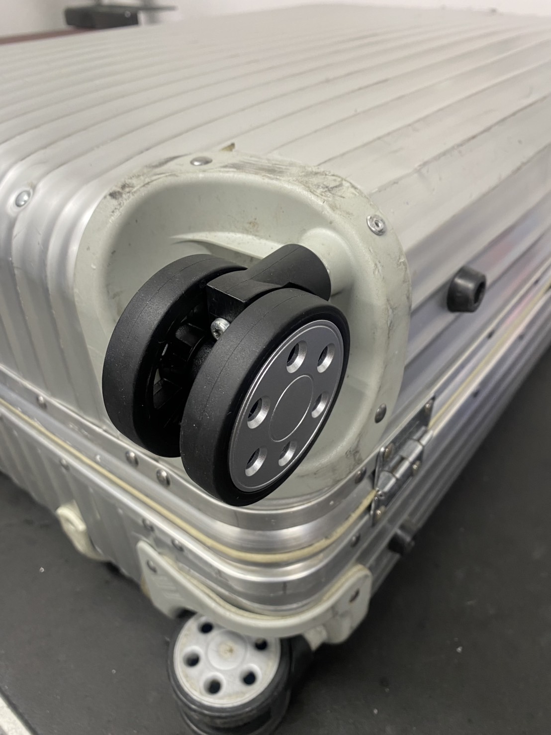 RIMOWA（リモワ） 修理後